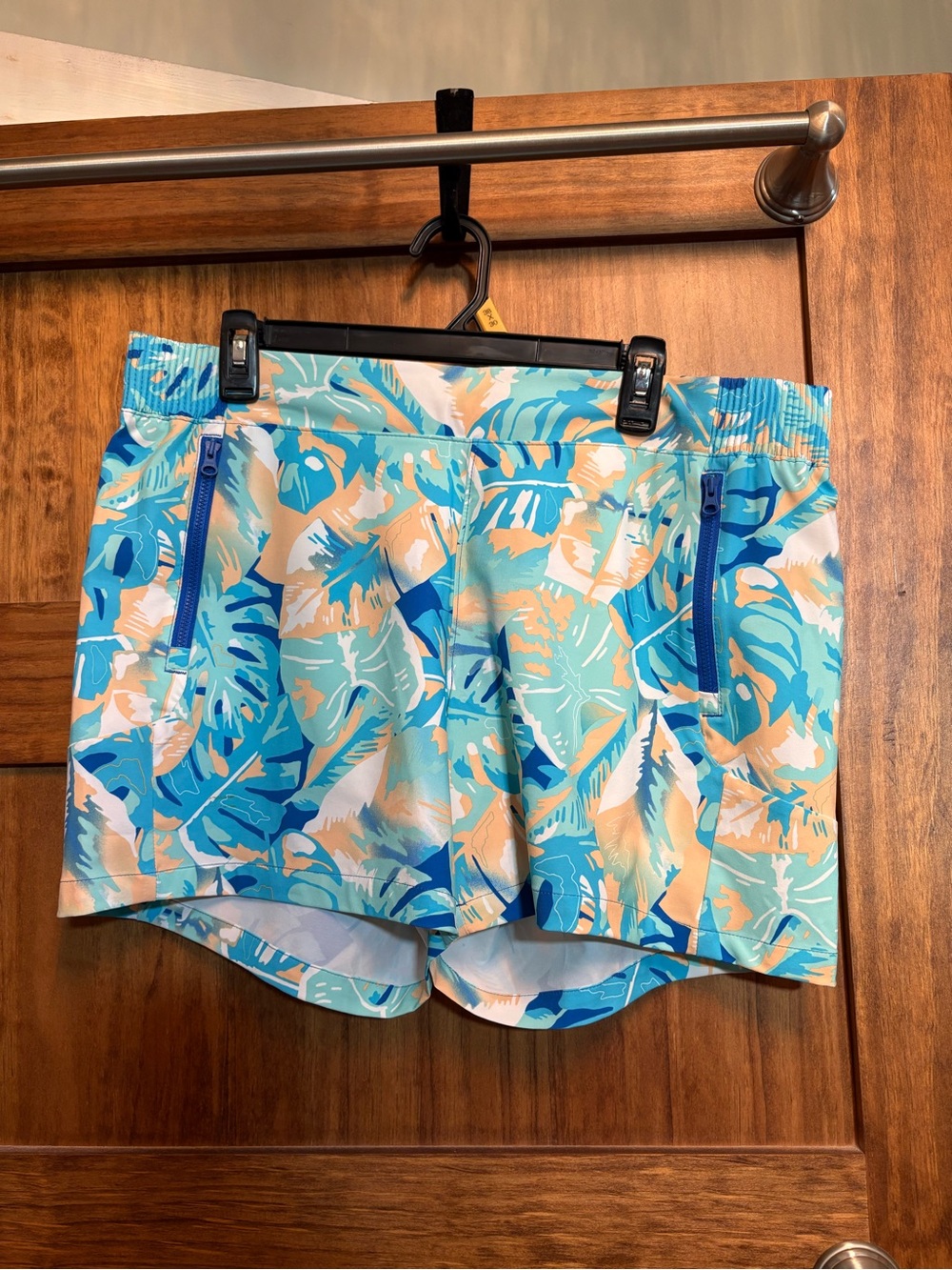 Tropical Print Women's Athletic Shorts - Blue/Teal